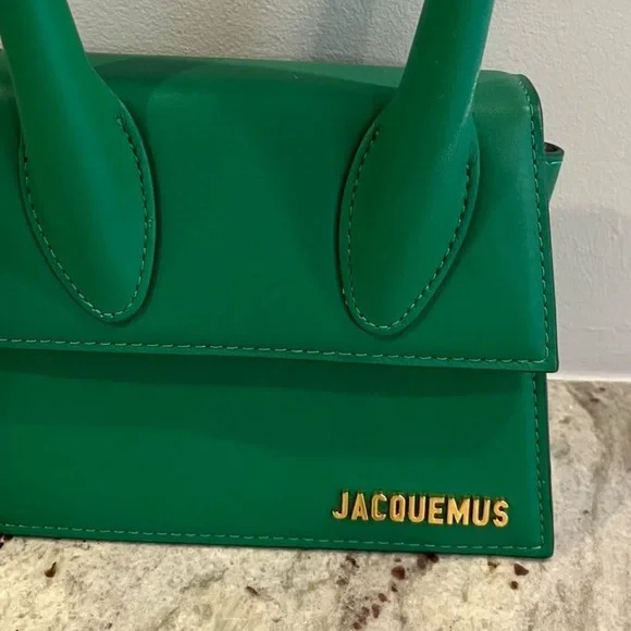 Jacquemus le chiquito Moyen Top-Handle Bag in Vibrant Green - Fits IPhone NEW - Picture 7 of 7